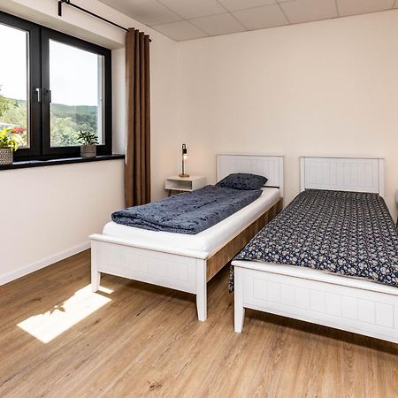 Sunny Apartment With Free Parking สโวเลิน ภายนอก รูปภาพ